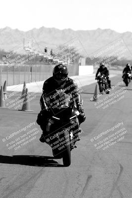 media/Apr-01-2023-2WTD (Sat) [[9aaf6867f7]]/Around the Pits/